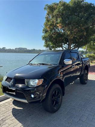 MITSUBISHI L200 3.5 SPORT HPE 4X4 V6 24V FLEX 4P AUTOMÁTICO MITSUBISHI L200 3.5 SPORT HPE 4X4 V6 24V FLEX 4P AUTOMÁTICO